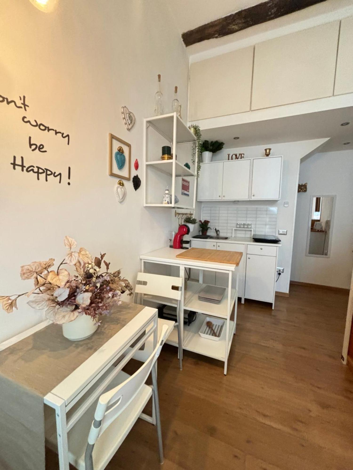 Ad Apartment Naples