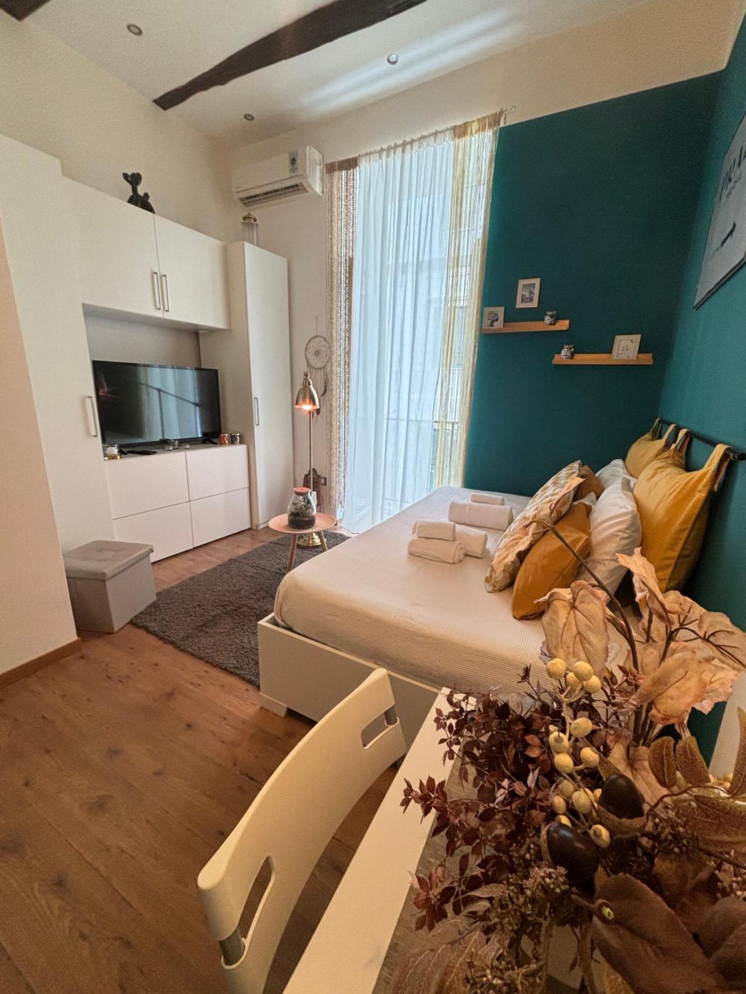 Ad Apartment Naples